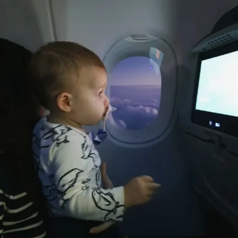 7 Tips for Booking Your Flight when Traveling with a Baby